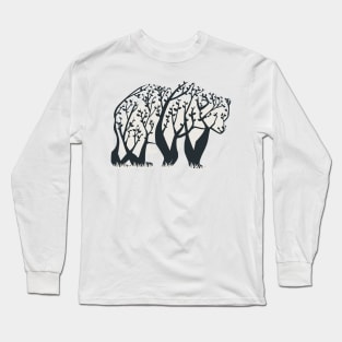 bear tree illustration Long Sleeve T-Shirt